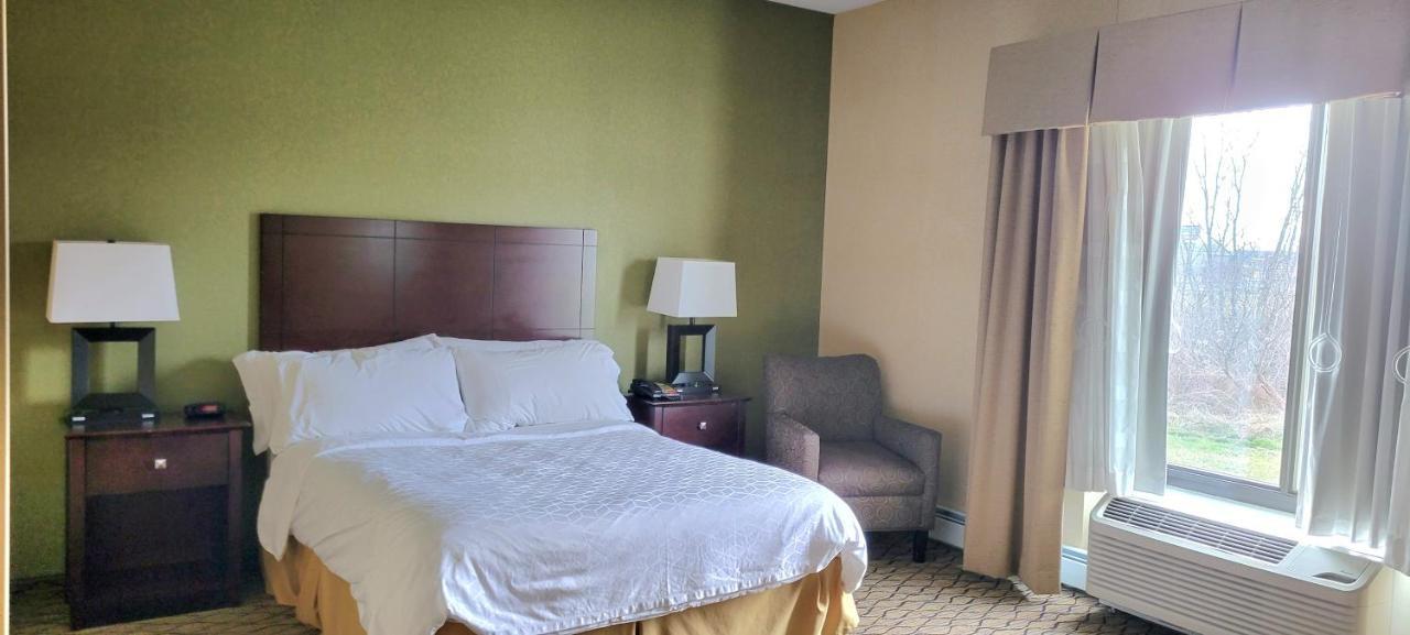 Wingate By Wyndham Kittanning Hotel Екстериор снимка