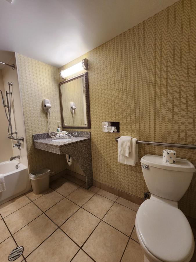 Wingate By Wyndham Kittanning Hotel Екстериор снимка