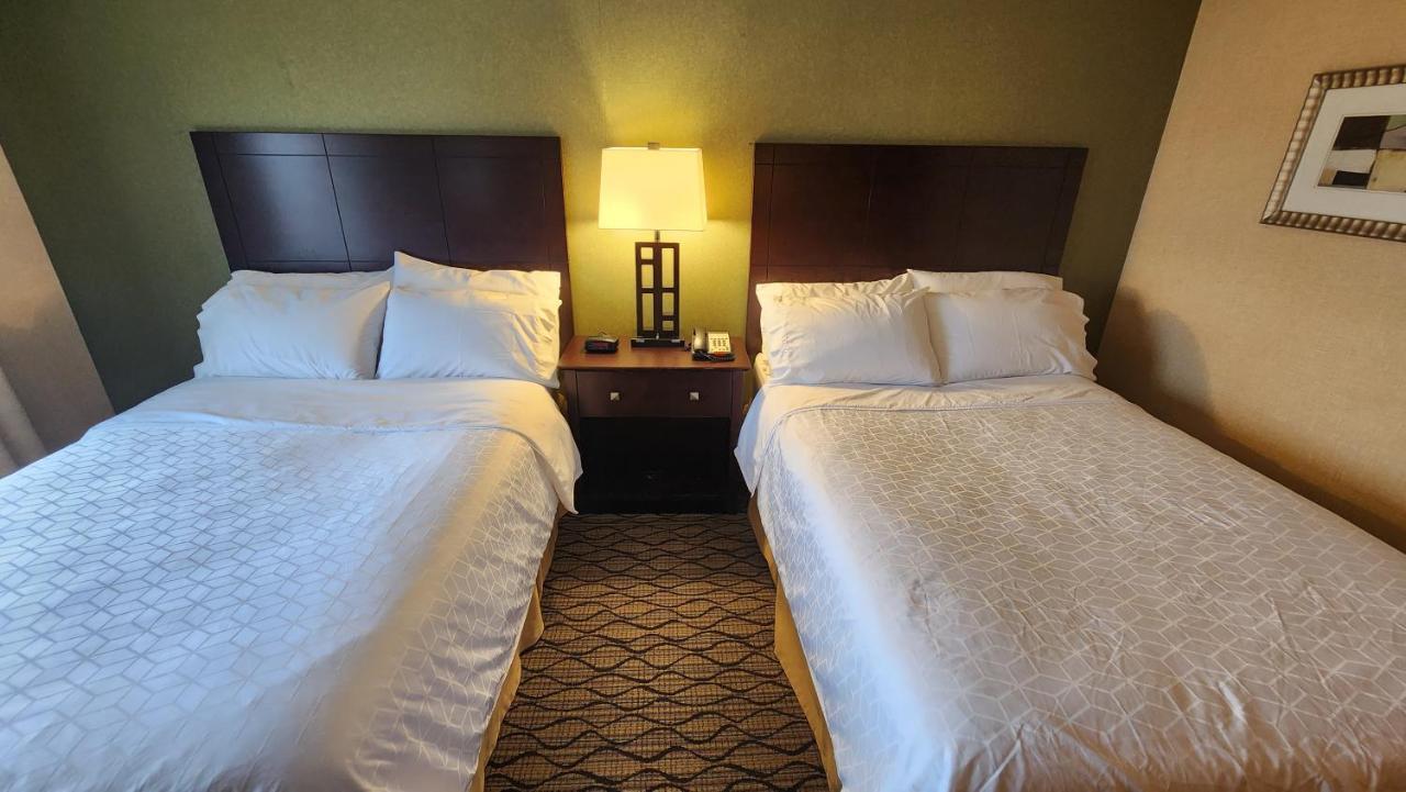 Wingate By Wyndham Kittanning Hotel Екстериор снимка