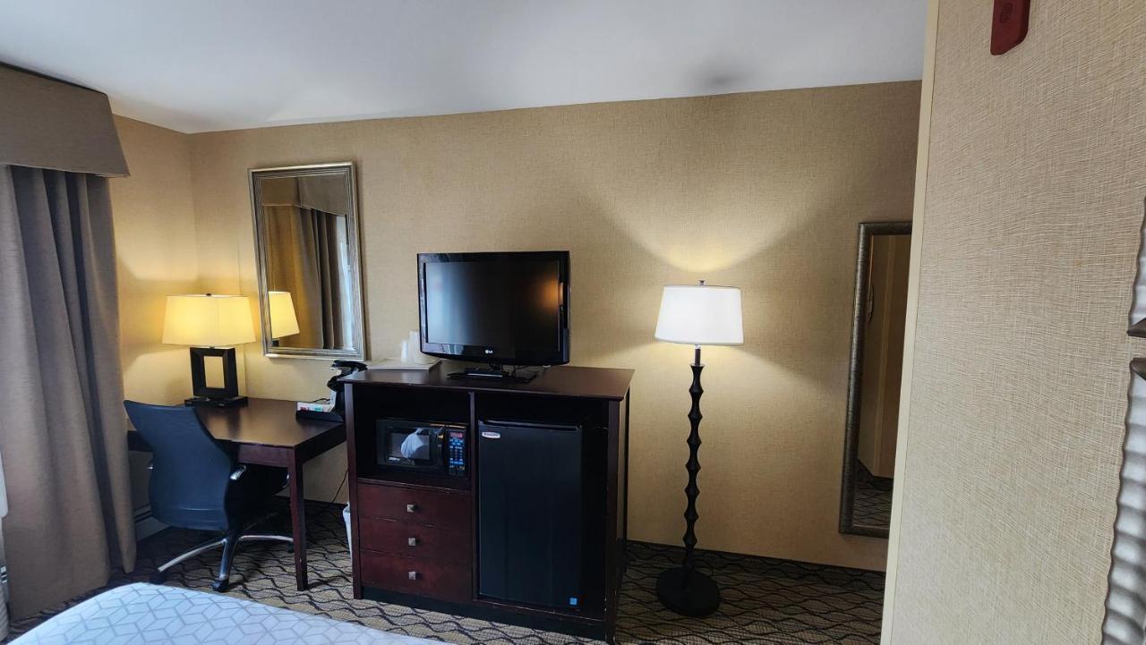 Wingate By Wyndham Kittanning Hotel Екстериор снимка