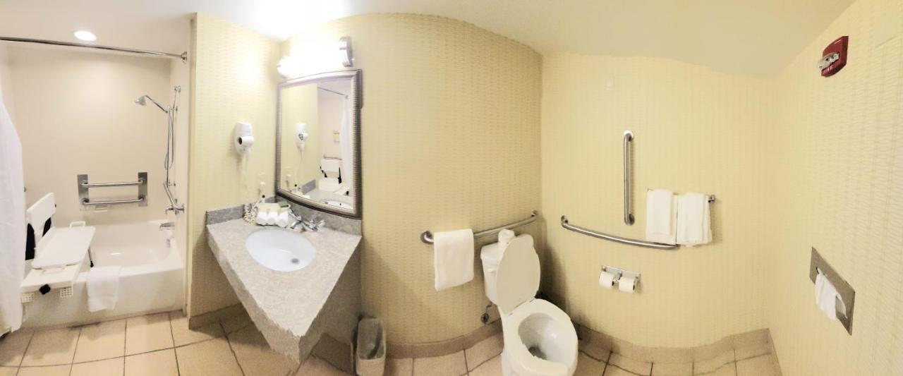 Wingate By Wyndham Kittanning Hotel Екстериор снимка
