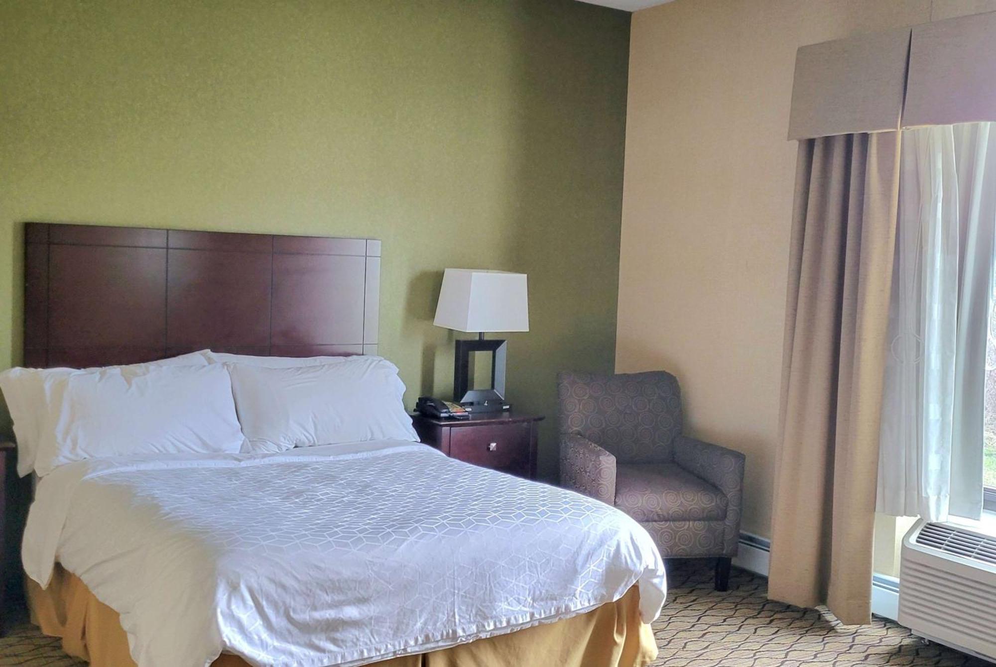 Wingate By Wyndham Kittanning Hotel Екстериор снимка